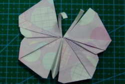 蝴蝶折纸教程视频,轻松学会制作优雅蝴蝶